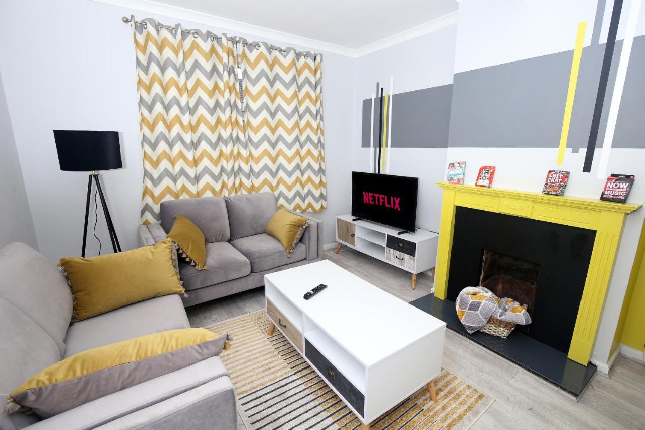 Ferienwohnung 3-Bed House With Parking Near London O2 Exterior foto