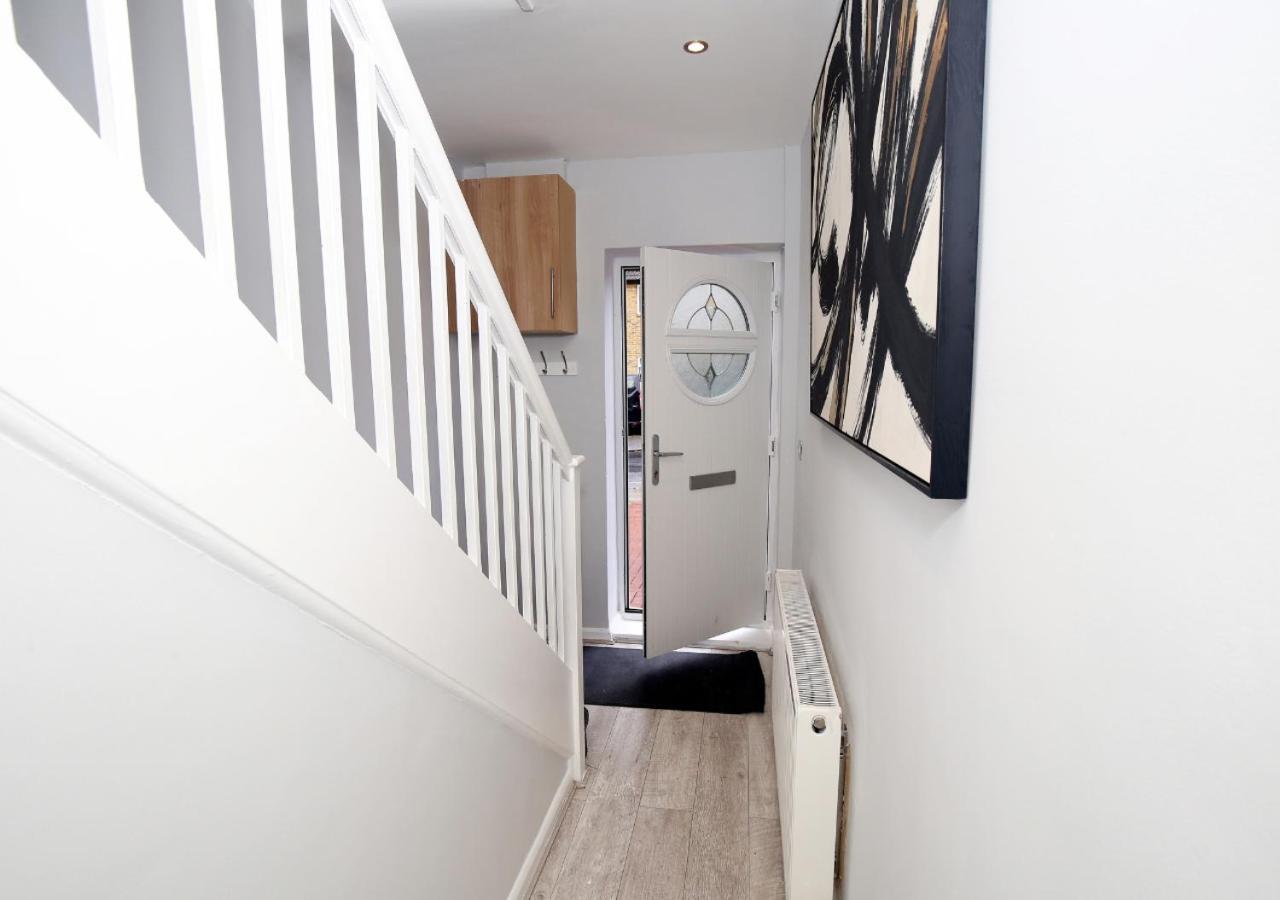 Ferienwohnung 3-Bed House With Parking Near London O2 Exterior foto